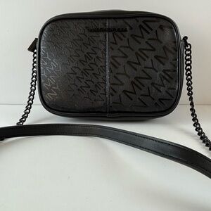 Marc New York Black Logo Shoulder Bag Chain Strap Zip Closure for Women (A3)